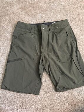 Patagonia Olive Cargo Shorts with Zippered Thigh Pocket